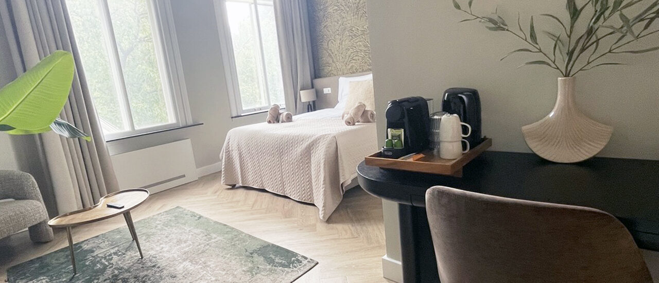 Luxe suite - new bed  - WiFi- Safe city center Main Image