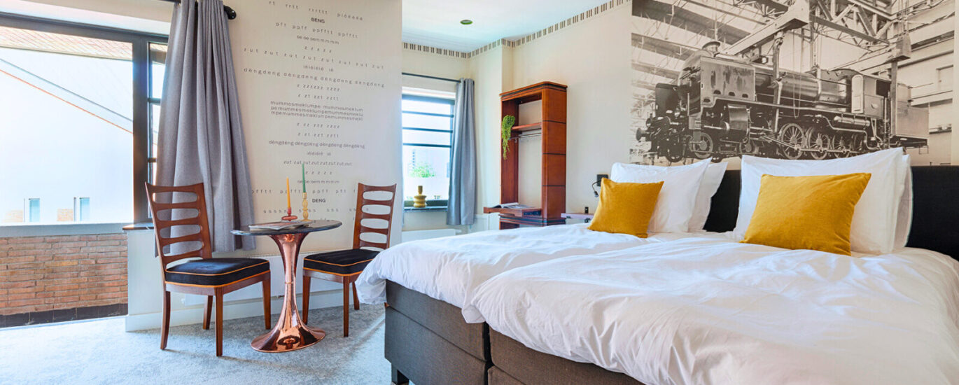 City Center Stay – Fast Wi-Fi, Designer Bathroom Main Image