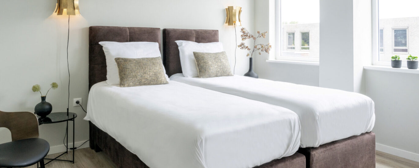 Aircon-suite with Shared Kitchen and Free Parking Main Image