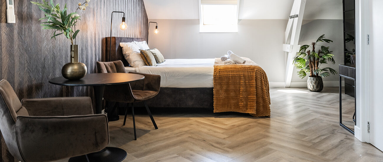 HotelBed w/ aircon at City Villa Tilburg Willem 1 Main Image