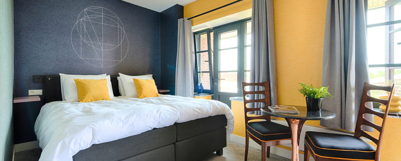 Home near city center - new bathroom & hotel bed Main Image