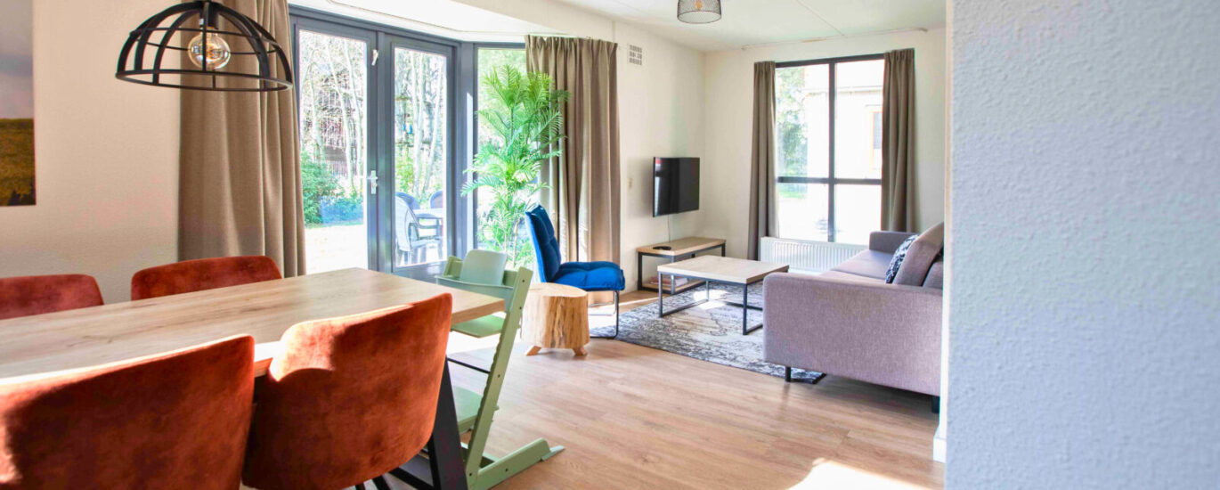 Lake-Nature Villa 3 bedrooms, Sleeps 7 Main Image