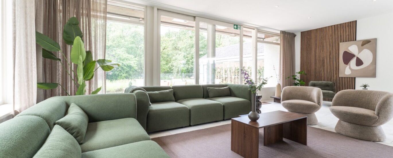 XL 14-bed villa in nature –  Tilburg City Main Image