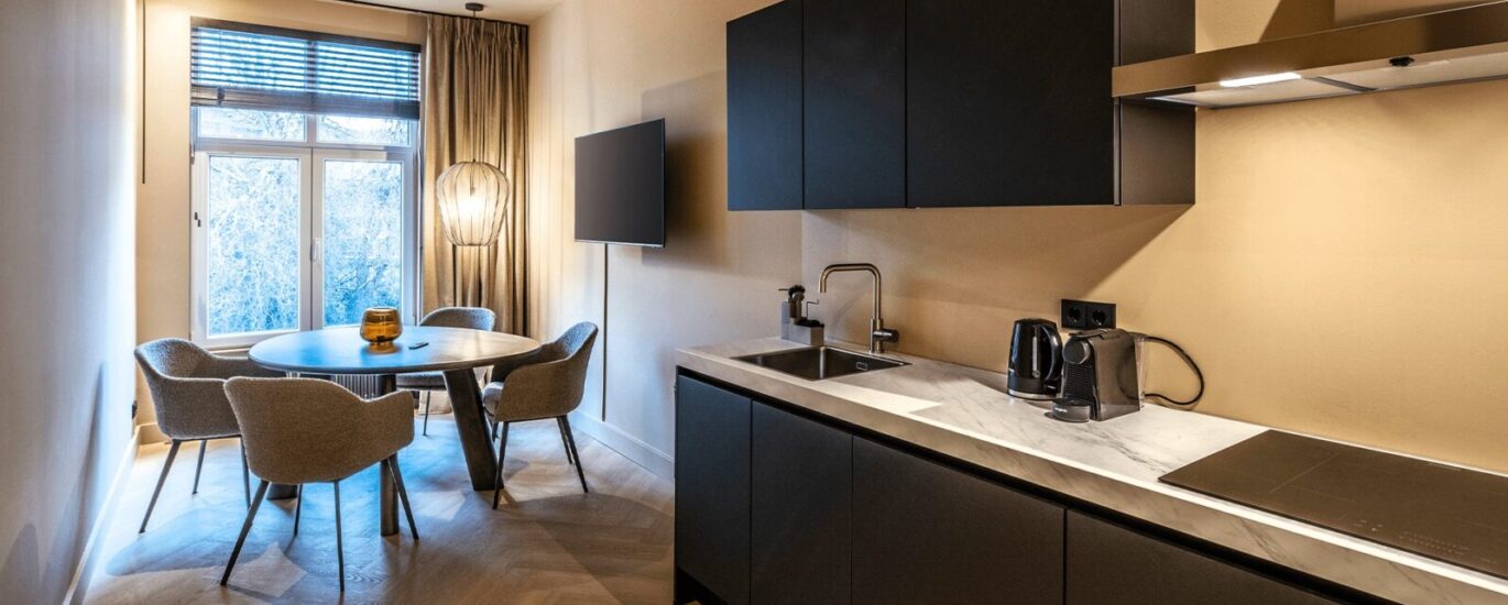 Entire serviced apartment in Breda Centre Main Image